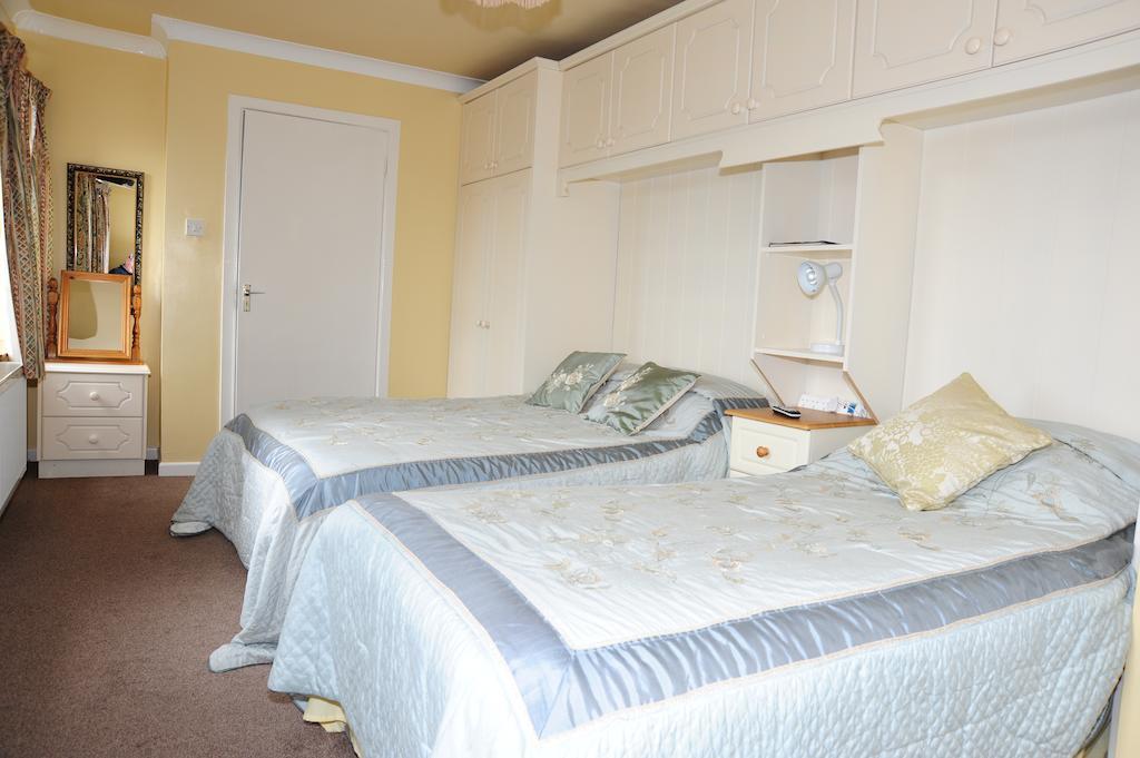 The Mill Bar Bed & Breakfast แอธลอน ภายนอก รูปภาพ